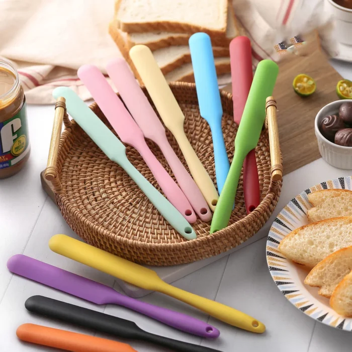1 piece - Heat resistant silicone spatula, long handle cake cream mixer, baking dough scraper, candy tool, kitchen accessories